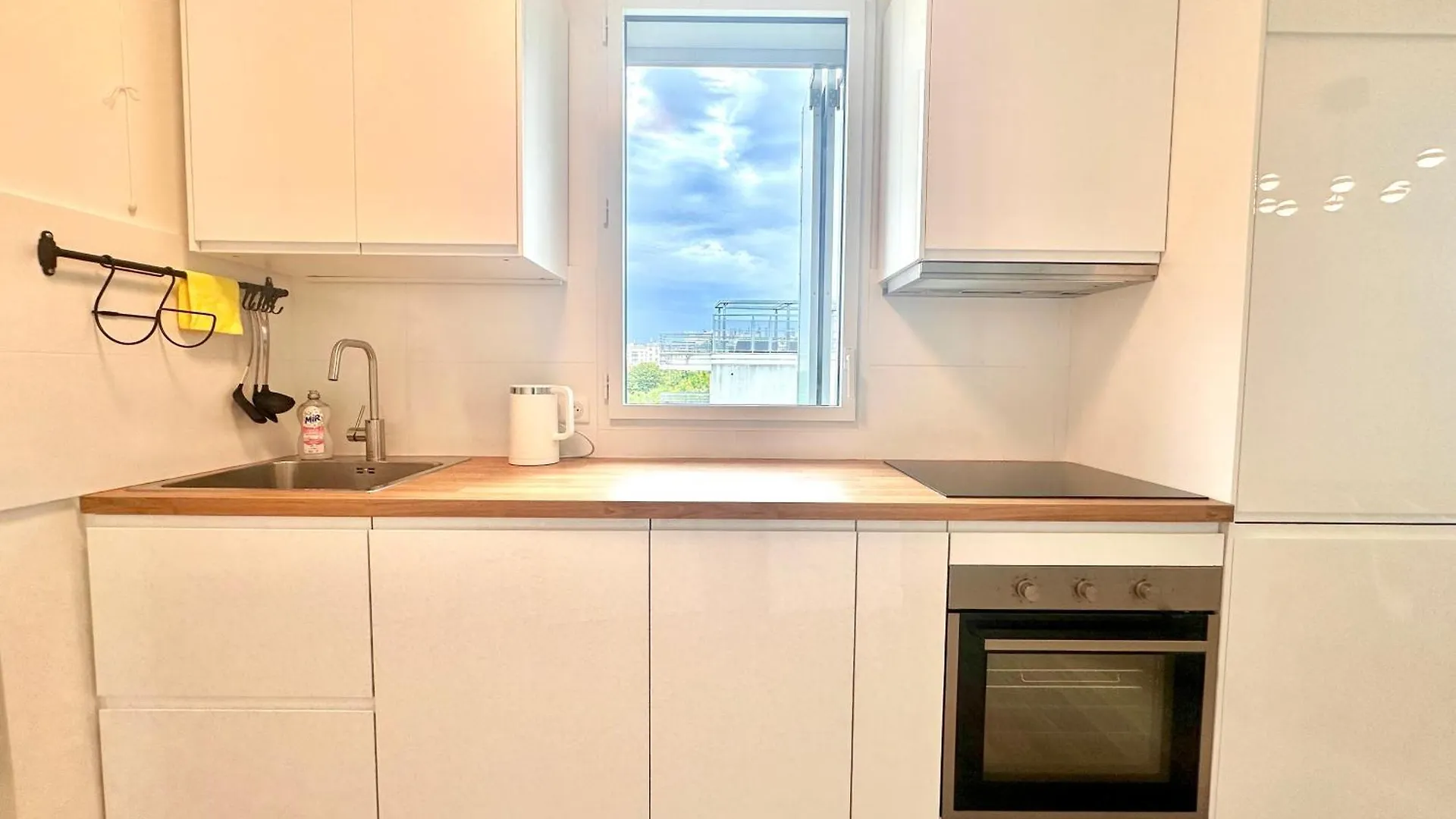 Apartment Home In Poniatowski Near Vincennes Forest Paris